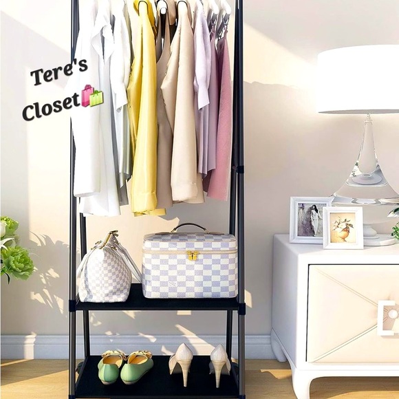 I’m Live today!! - Picture 1 of 1